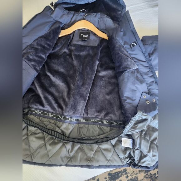 Tesla jacket hoddied new with tags - Picture 13 of 16